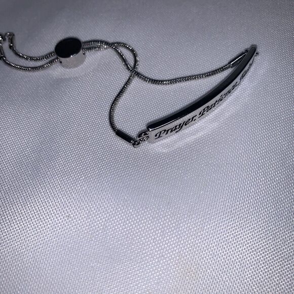 Zoe’s Loft Engraved Bracelet Prayer Patience Faith Color Silver - Picture 2 of 7